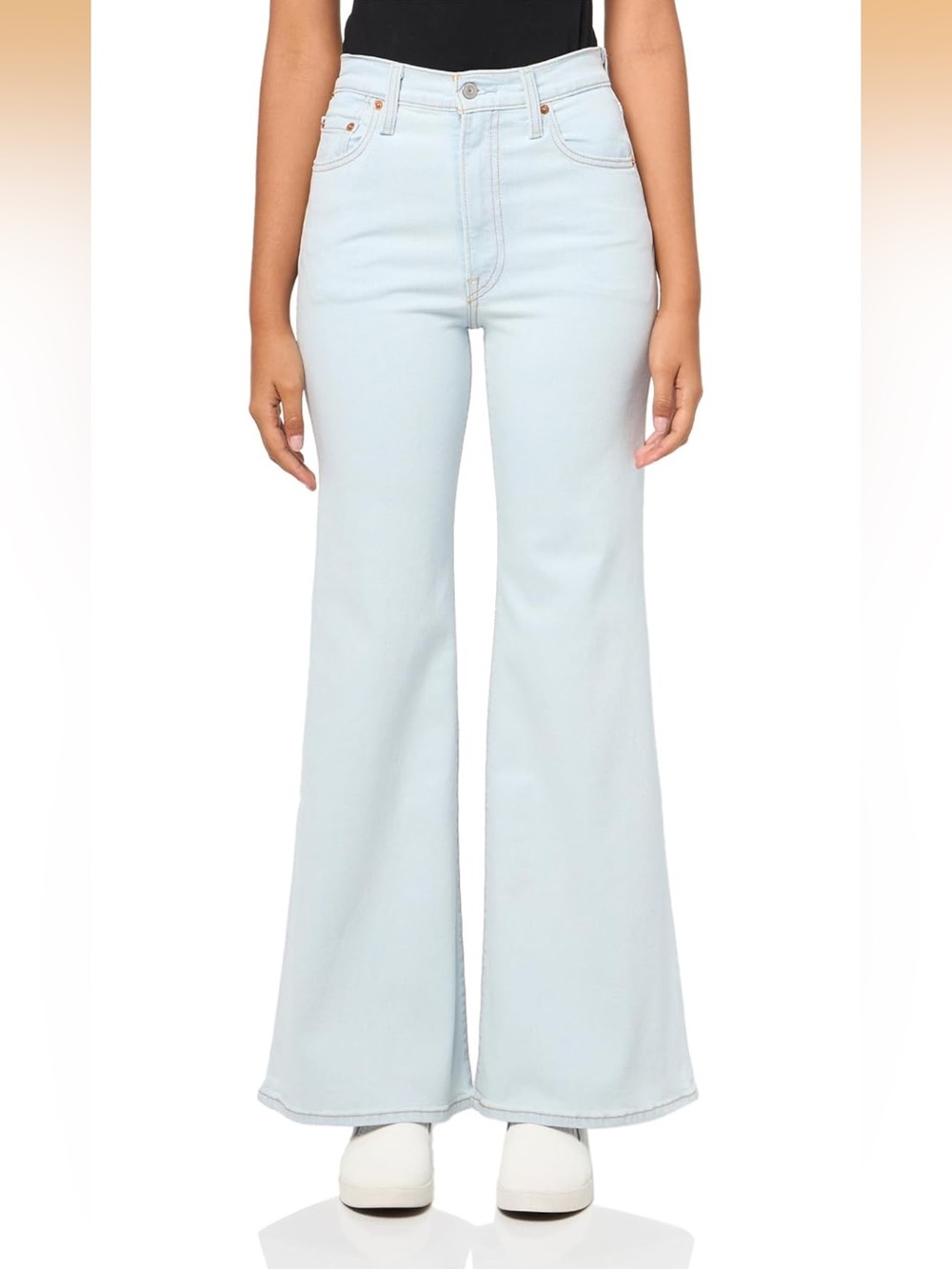 Levi’s Rib Cage Bell Jeans Size 26
